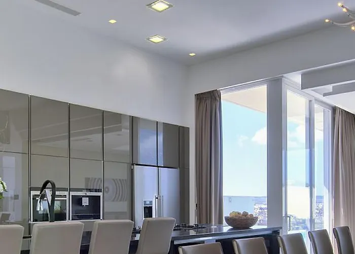 Stunning Ideal For *